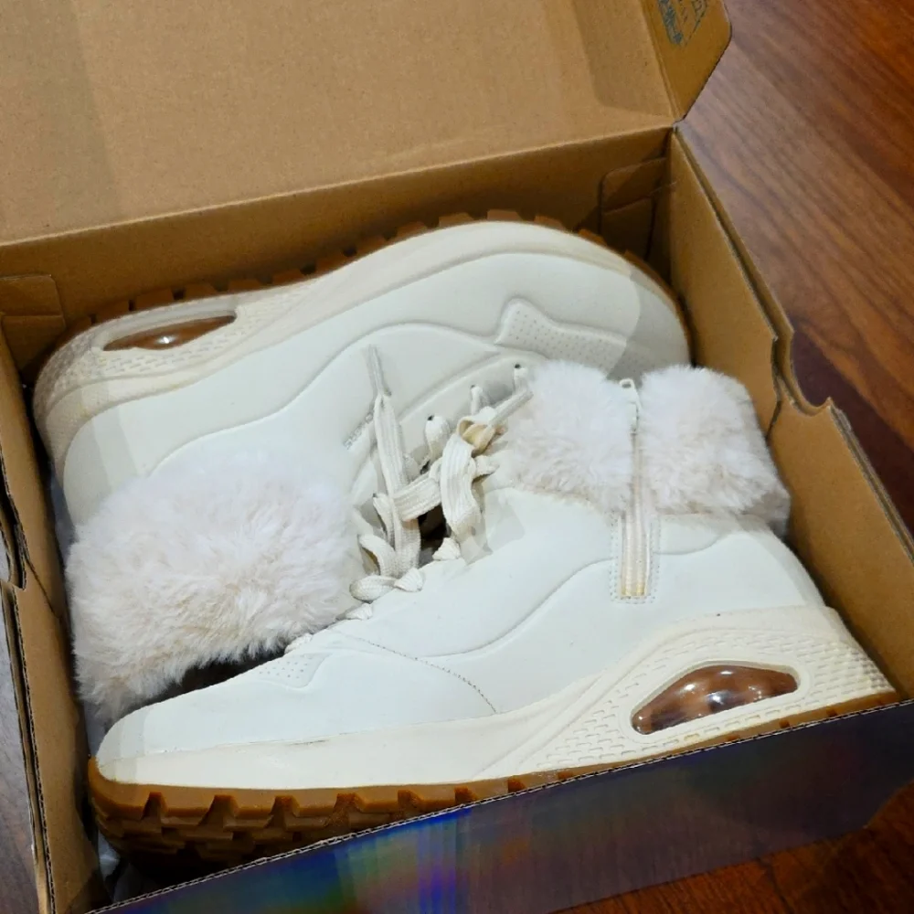 Skechers Uno Rugged-Fall Mode Size 7½ - Picture 3 of 8